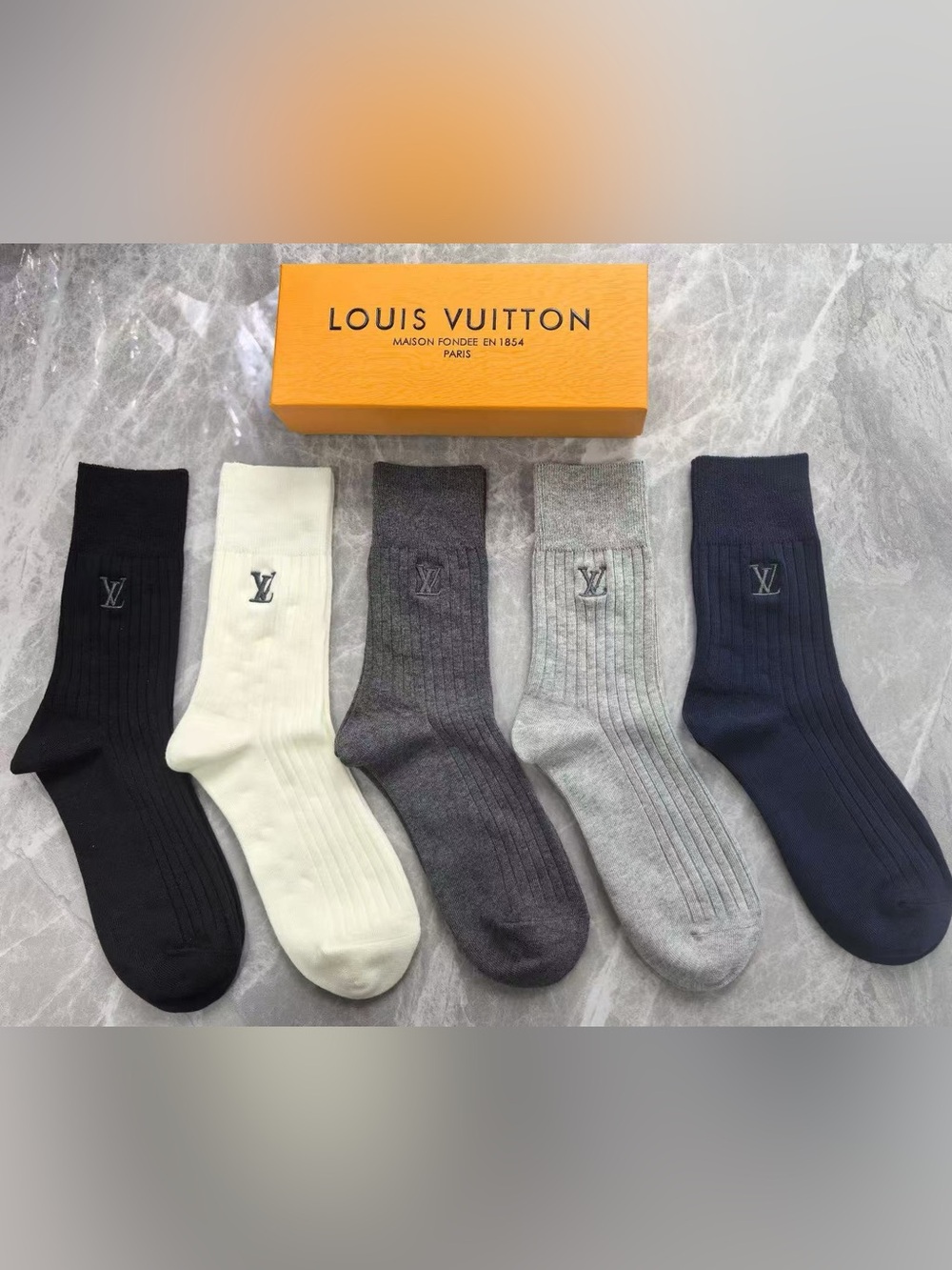 Louis Vuitton Ribbed Men's Socks in Ivory, Charcoal, Light Gray & Navy